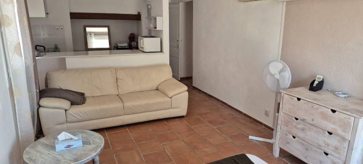 Villa in Le Luc with Pool & Vineyard Views图片