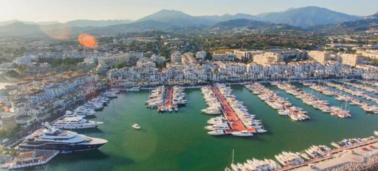 Apartment in Mijas Costa near Beaches图片