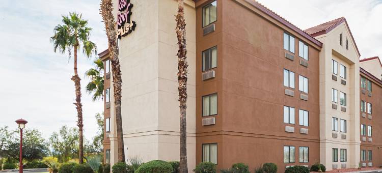 凤凰城西红顶Plus酒店(Red Roof Plus+ Phoenix West)图片