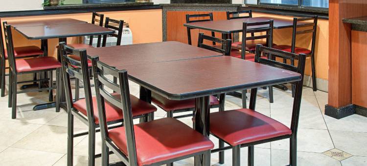 弗洛伦斯罗德威汽车旅馆(Rodeway Inn Florence - Cincinnati South)图片