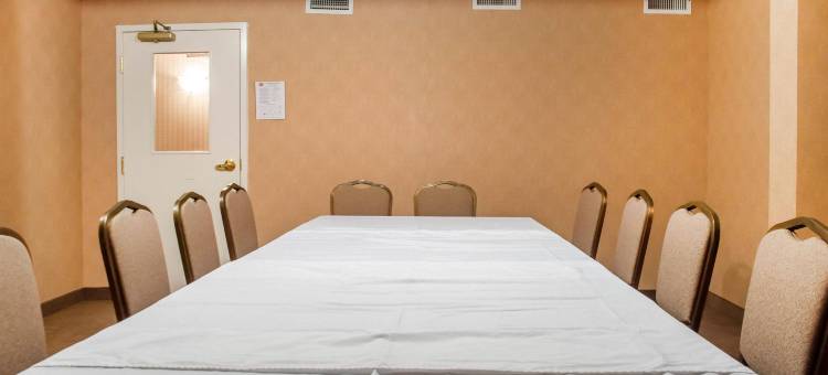 伍德斯托克旅馆和套房(Woodstock Inn and Suites)图片