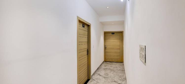 Super Townhouse by OYO Mohali Bus Terminal Formerly Hotel HM Crystal图片