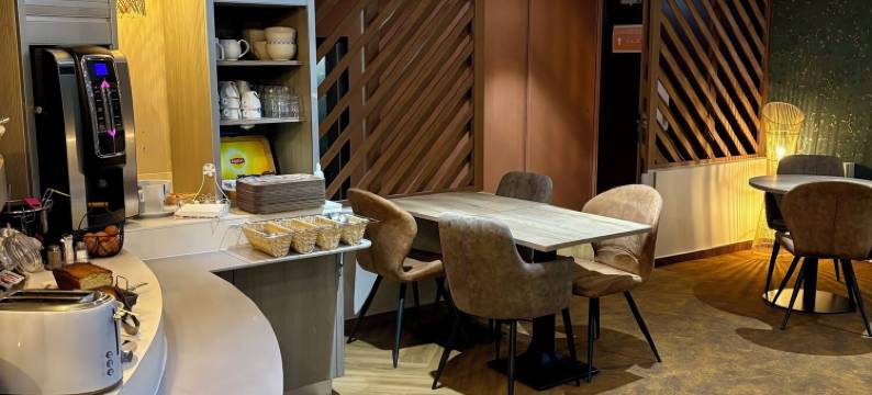 圣洛卢诺特康泰科特酒店(Hôtel le Pavillon de Saint-Lô - Anciennement Lunotel)图片