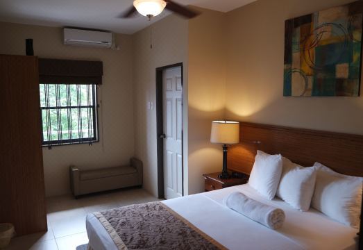 Kiskadee Korner Hotel Overview