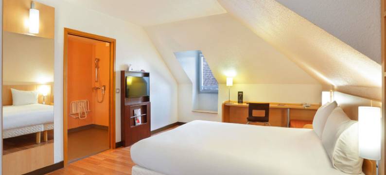 宜必思埃坦普酒店(Ibis Étampes)图片