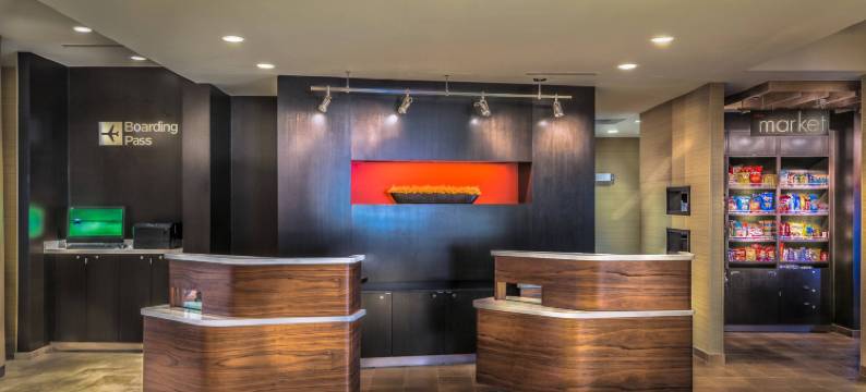 查尔斯顿市中心/市政中心万怡酒店(Courtyard Charleston Downtown/Civic Center)图片