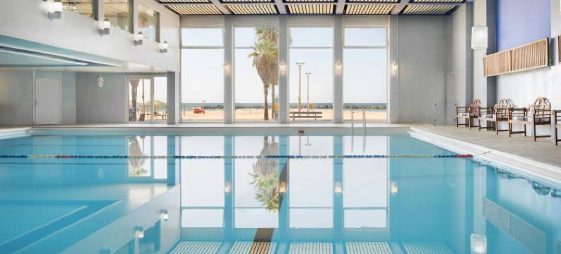 尼盛万丽酒店(Renaissance Tel Aviv Hotel)图片