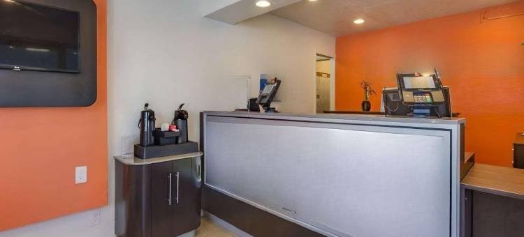 丹佛莱克伍德 6 号汽车旅馆(Motel 6 - Lakewood, CO)(Motel 6 Lakewood, CO - Denver)图片
