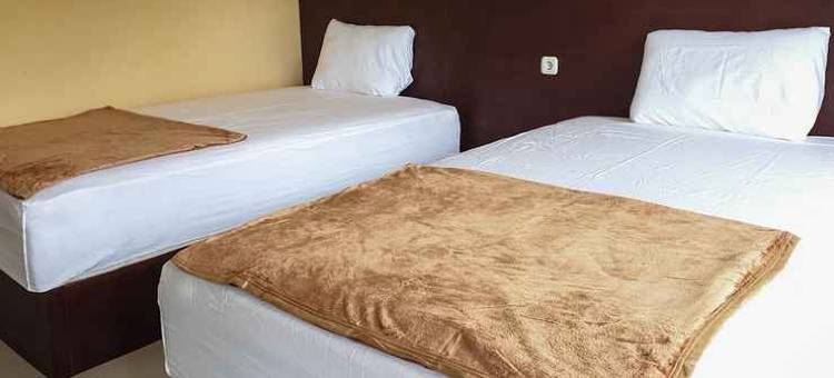 Bromo 22 Homestay Syariah Near Terminal Bayuangga Probolinggo Mitra RedDoorz图片