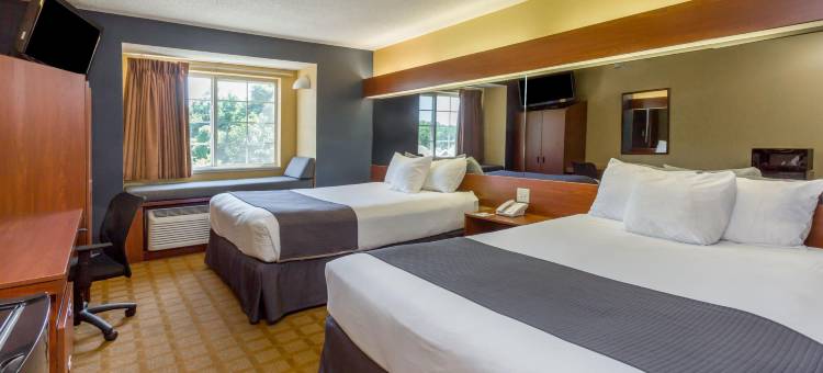 温德姆希尔斯伯勒麦客达客栈套房酒店(Microtel Inn & Suites by Wyndham Hillsborough)图片