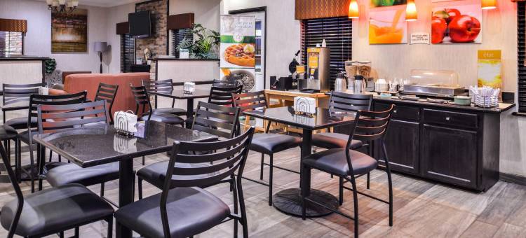 博蒙特品质酒店及套房(Quality Inn & Suites)图片