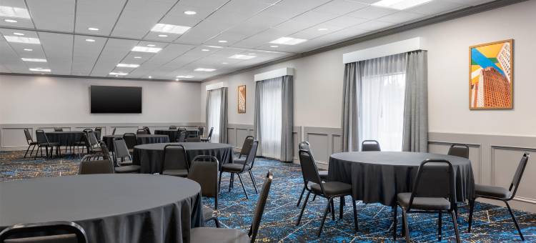 底特律绍斯盖特欢朋酒店(Hampton Inn Detroit/Southgate)图片