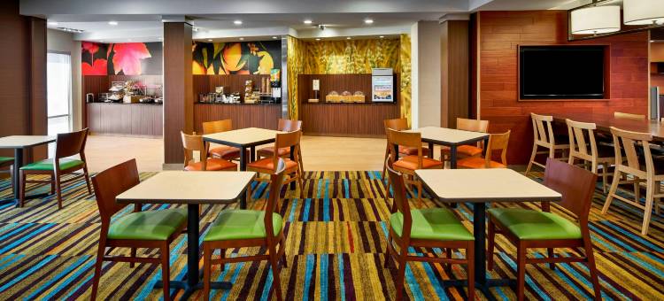 亚历山德里亚万枫酒店及套房(Fairfield Inn & Suites Alexandria)图片