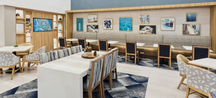 凤凰城哥伦布区欢朋套房酒店(Hampton Inn & Suites Phenix City - Columbus Area)图片