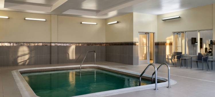 斯普林莱克费耶特维尔布拉格堡万怡酒店(Courtyard by Marriott Fayetteville Fort Bragg Spring Lake)图片