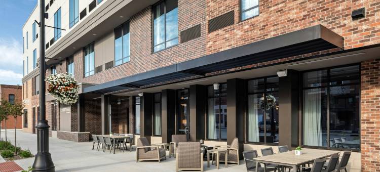 奥瓦通纳市中心万怡酒店(Courtyard Owatonna Downtown)图片