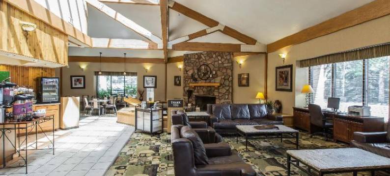 舒适酒店靠近韦尔比弗河(Comfort Inn Near Vail Beaver Creek)图片