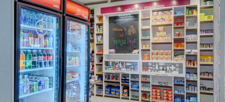 波士顿斯托顿欢朋套房酒店(Hampton Inn & Suites Boston/Stoughton)图片