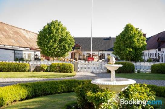 Svabesholms Kungsgårds B&B Och Pensionat Stenshuvud