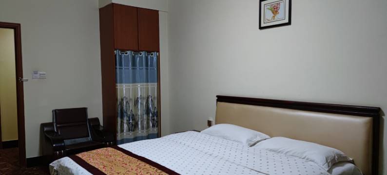 句容宜居宾馆图片