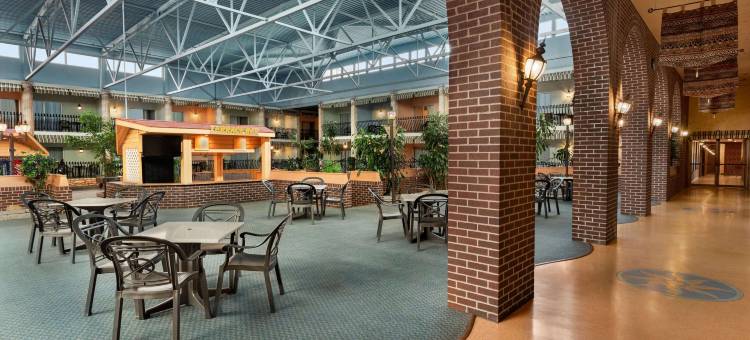 弗雷德里克顿华美达酒店(Ramada by Wyndham Fredericton)图片