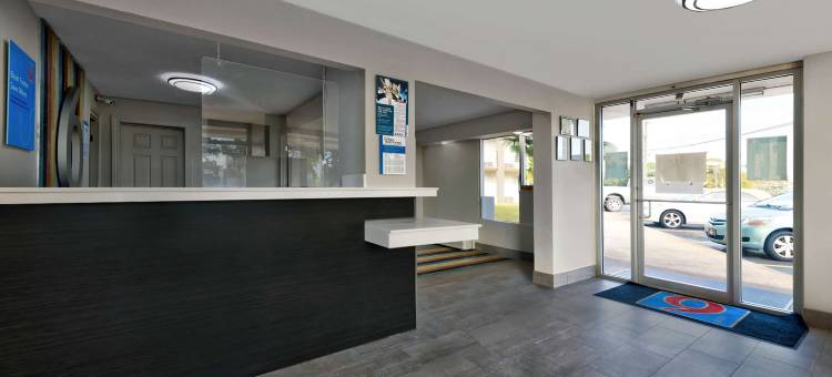 麦克多纳夫苏格兰旅馆(Motel 6 McDonough, GA)图片