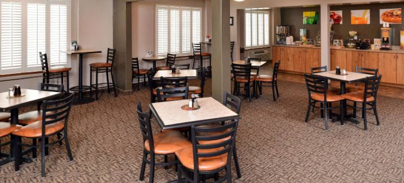 弗纳尔凯艺酒店-近美国国立恐龙公园(Quality Inn Vernal Near Dinosaur National Monument)图片