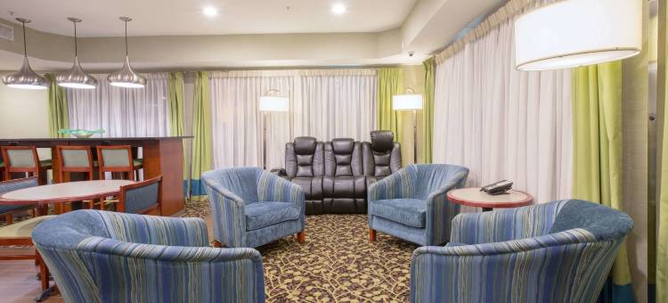 FairBridge Inn & Suites 桑顿(FairBridge Inn & Suites Thornton)图片