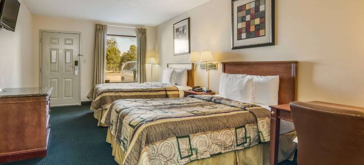 罗德威套房旅馆(Rodeway Inn & Suites)图片