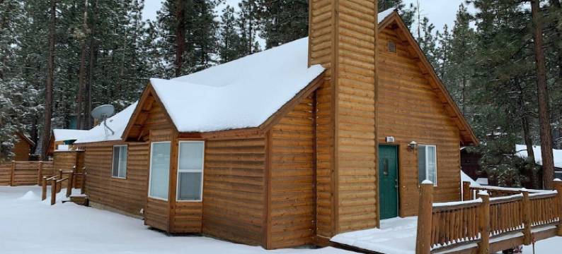 熊旅馆(Bear Lodge)图片