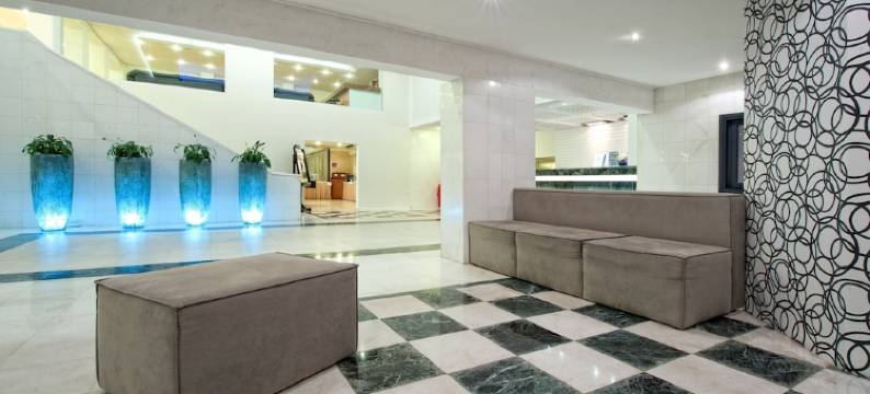 赫罗尼索斯酒店(Heronissos Hotel)图片