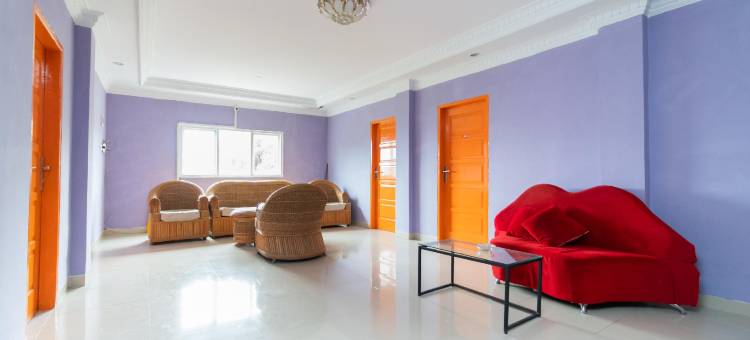 红多兹酒店-近巴东特兰斯马特(RedDoorz Syariah Near Transmart Padang)图片