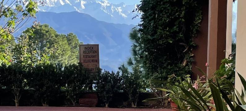 索莫特尔拉尼克特高地度假村(Xomotel Ranikhet Heights)图片