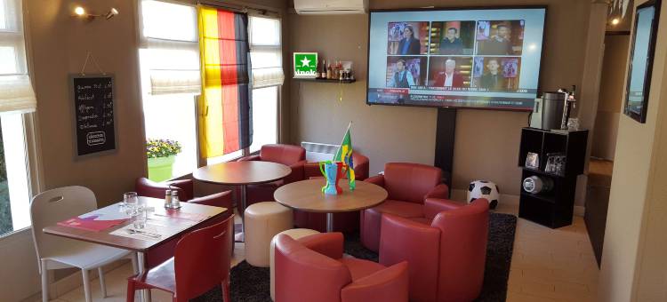 里昂东康铂酒店-圣艾修伯里机场(Campanile Lyon Est - AÉROPORT Saint EXUPÉRY)图片
