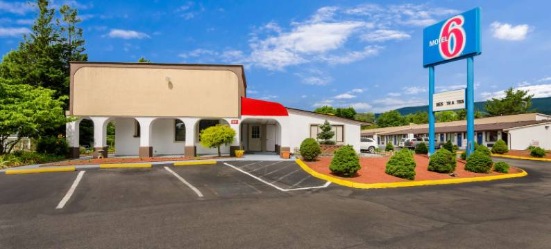 弗吉尼亚州塞勒姆6号汽车旅馆(Motel 6 Salem, VA)图片