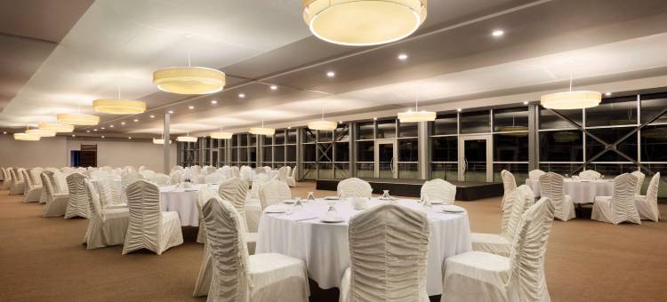 尔茨科伊浩枫温德姆公寓(Hawthorn Suites by Wyndham Cerkezkoy)图片