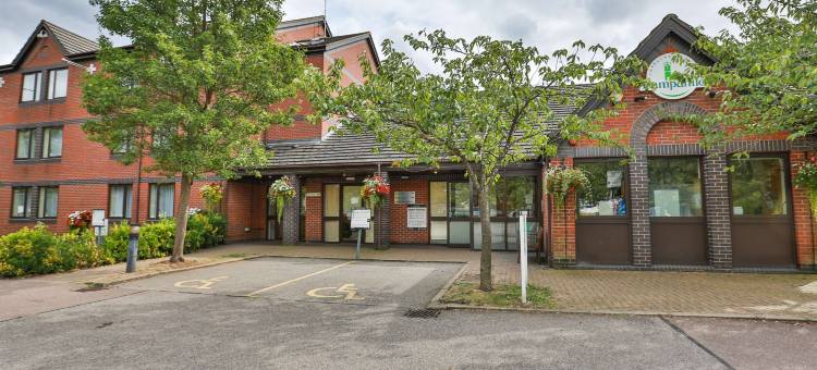 康铂米尔顿凯恩斯-芬妮斯特拉特福德酒店(Campanile Milton Keynes - Fenny Stratford)图片