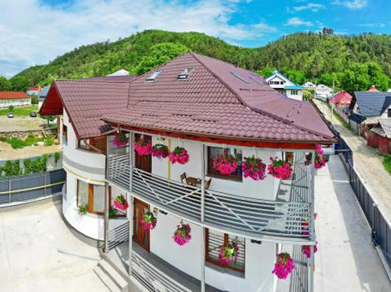 Vaias Apartamente cu Terasa si Vedere Munte