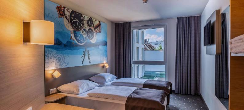 菲林根施文宁根B&B酒店(B&B HOTEL Villingen-Schwenningen)图片