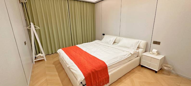 游小白公寓(工业路分店)图片