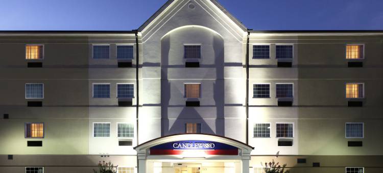 史密斯堡郊区开放式客房(Suburban Studios Fort Smith)图片