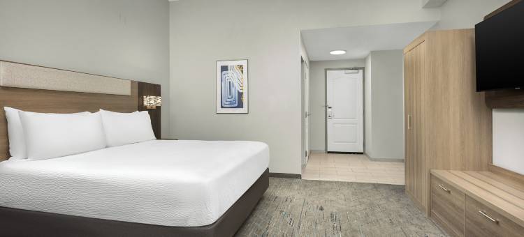 智选假日套房酒店格林斯伯勒 - 机场地区(Holiday Inn Express & Suites Greensboro - Airport Area)图片