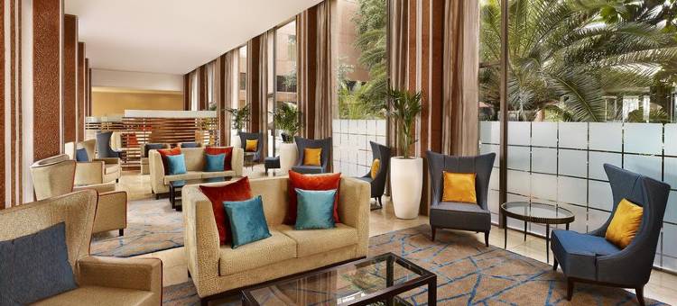 伦敦希思罗喜来登天际线酒店(Sheraton Skyline Hotel London Heathrow)图片