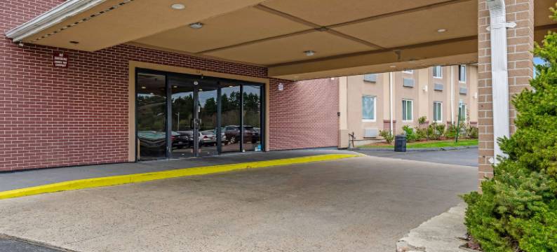 福克斯波罗美洲最佳价值酒店(Americas Best Value Inn Foxboro)图片