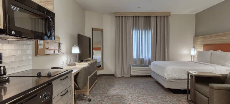 Candlewood Suites 密尔沃基机场奥克里克(Candlewood Suites MILWAUKEE AIRPORT-OAK CREEK by IHG)图片