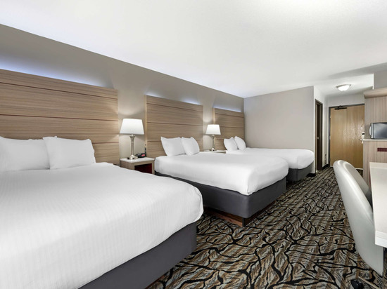 艾伯特利I-90/I-35贝斯特韦斯特优质酒店