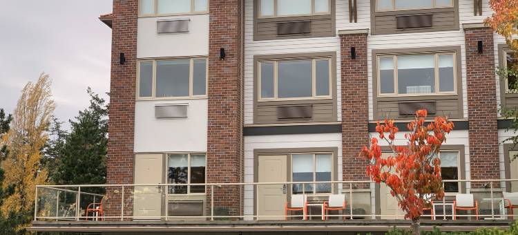 维多利亚麋鹿湖套房酒店(Holiday Inn Victoria – Elk Lake)图片