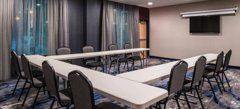 沃思堡西南Cityview万枫套房酒店(Fairfield Inn & Suites Fort Worth Southwest at Cityview)图片