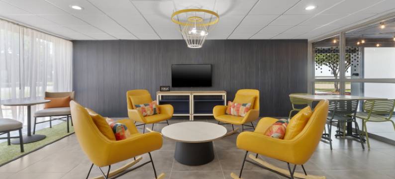 大草原城希尔顿 Spark 酒店(Spark by Hilton Grand Prairie)图片