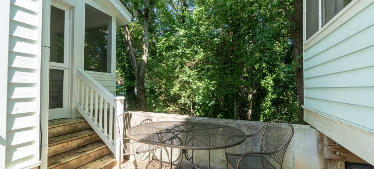 Boho | Walking Downtown | Porch | Office/Monitor图片